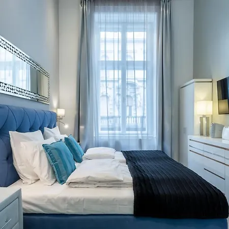 Luxurious Extra Central And Comfy Apartment Budapest