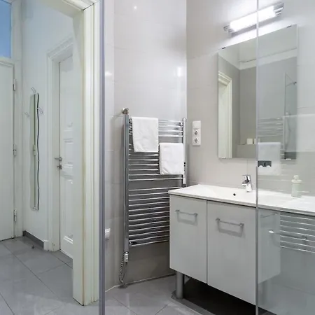 Luxurious Extra Central And Comfy Apartment Budapest